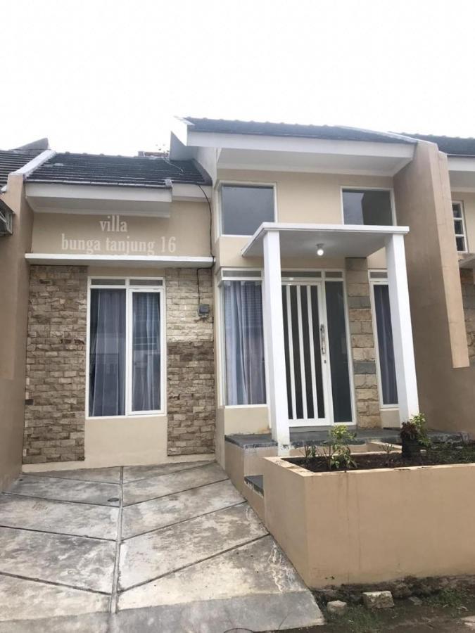 Villa Syariah Bunga Tanjung 16 Batu  Kültér fotó